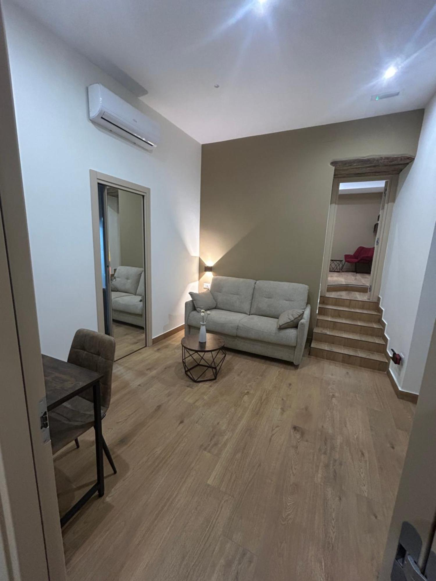 Somnia Luxury Rooms Neapol Zewnętrze zdjęcie